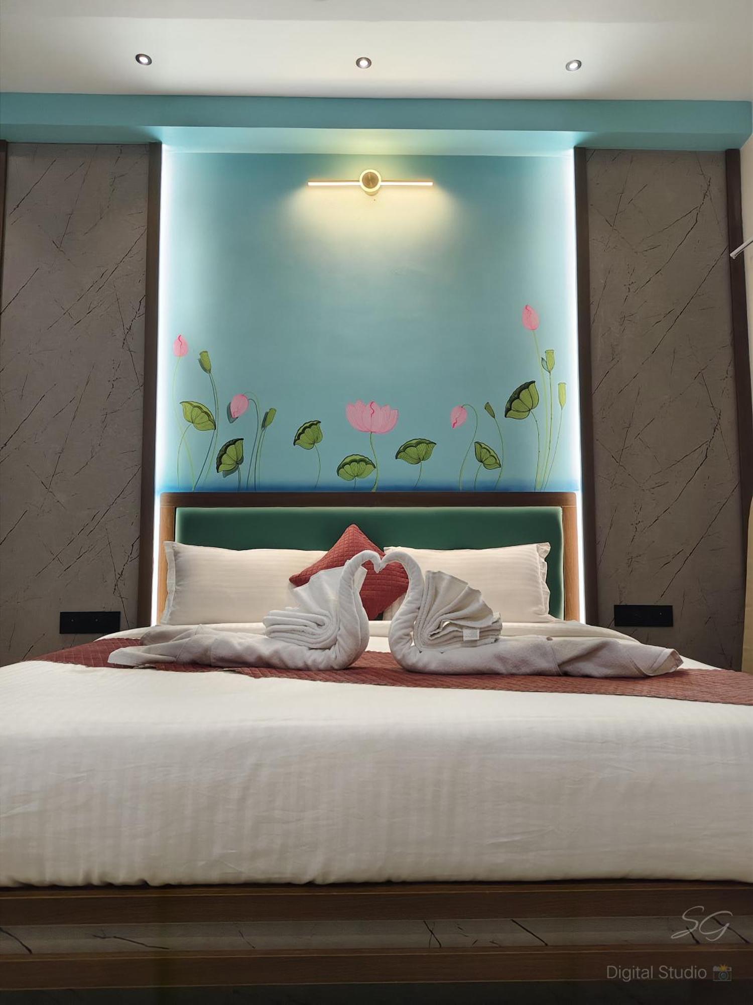 Shree Jalaram Resort Kodae Luaran gambar