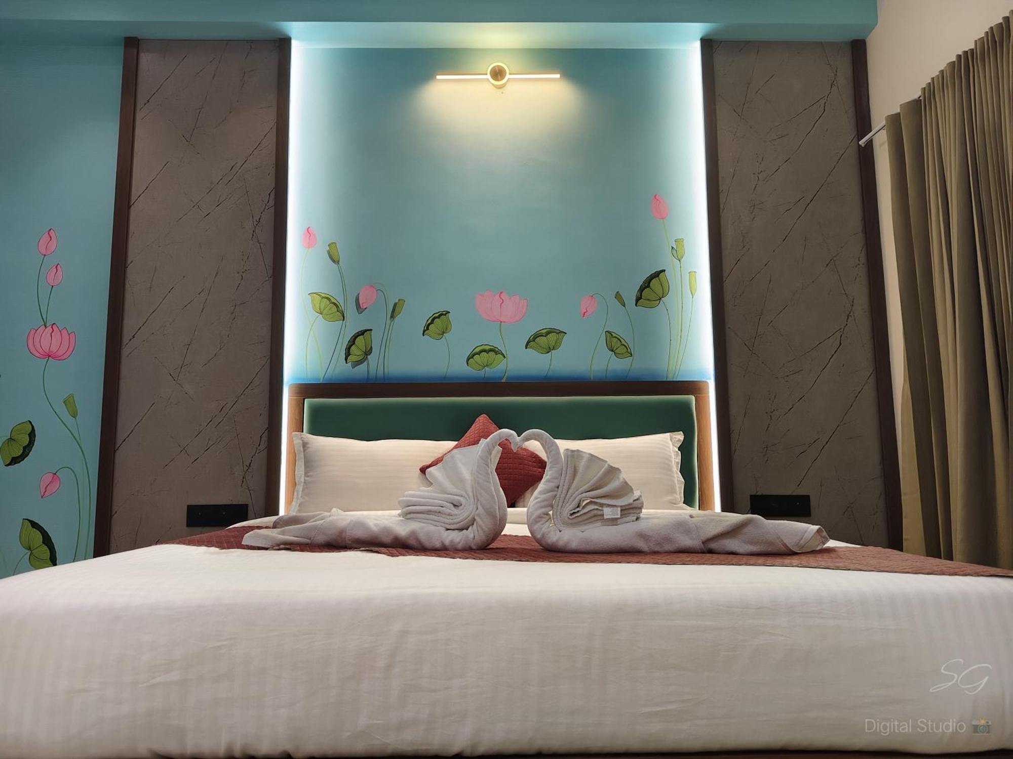 Shree Jalaram Resort Kodae Luaran gambar