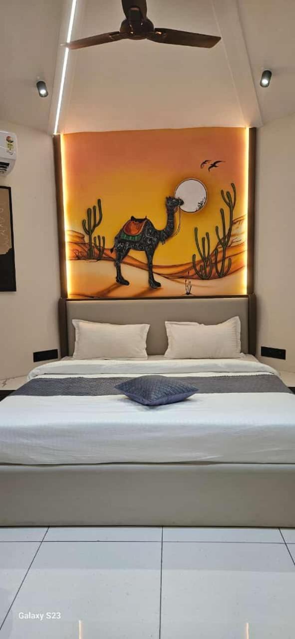 Shree Jalaram Resort Kodae Luaran gambar